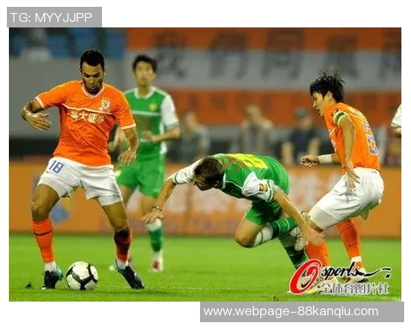 2016年北京国安与山东鲁能激战回顾:精彩瞬间与赛场激情再现 2016年北京国安与山东鲁能激战回顾:精彩瞬间与赛场激情再现